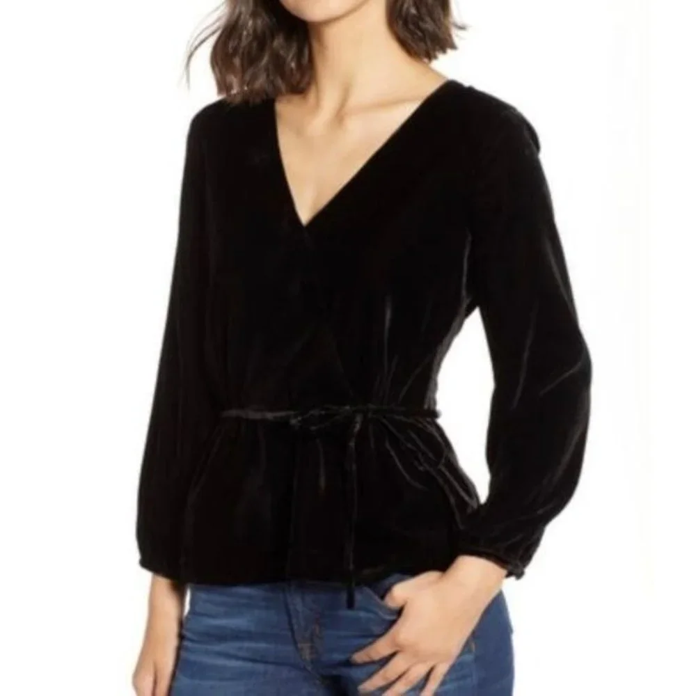 J Crew Faux Wrap Top Drapey Ultra Lush Velvet in Black Size 2 NWT